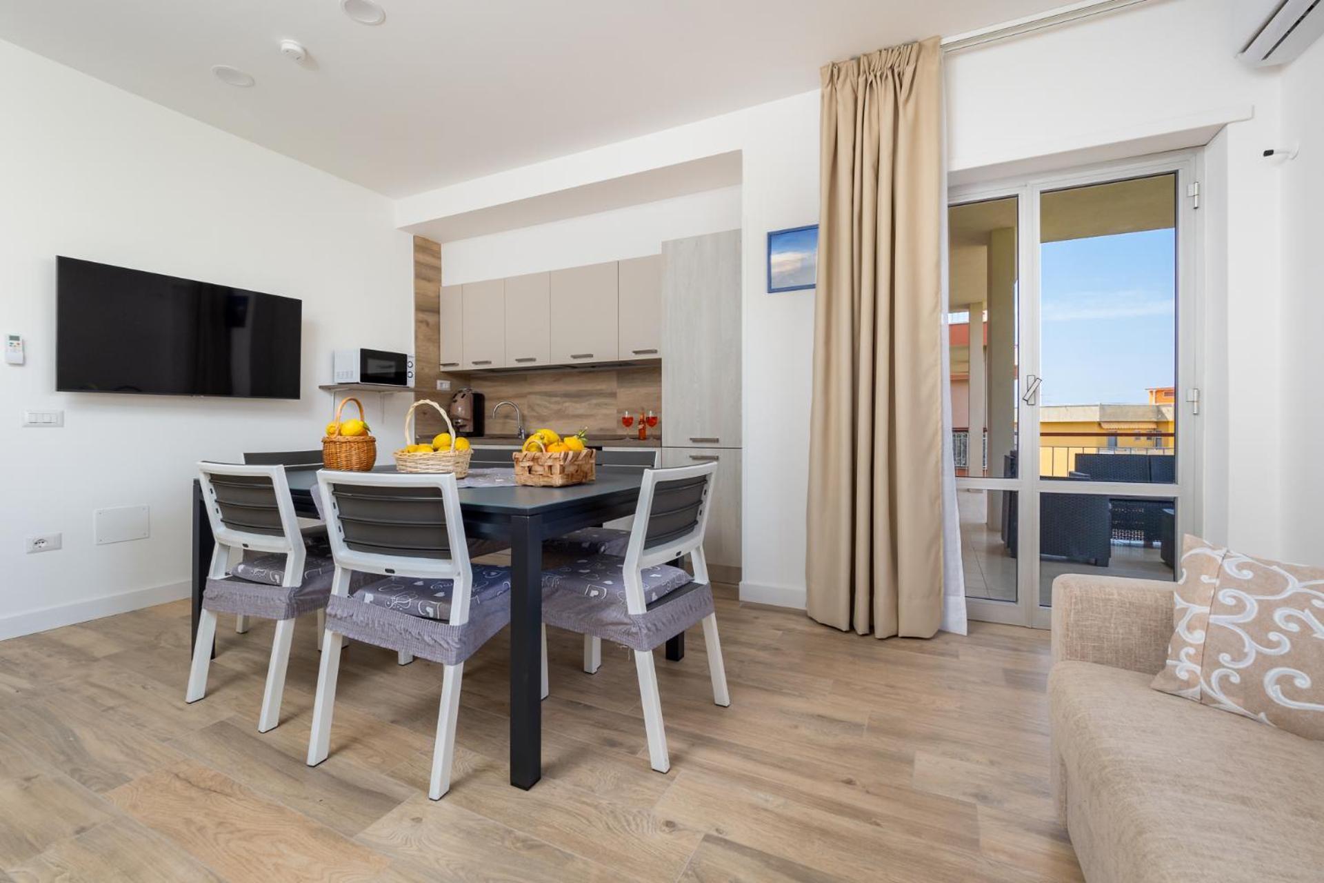 Nonno Angelo - 4 Bedrooms With Free Parking & Seaview Balcony Sorrento Eksteriør bilde