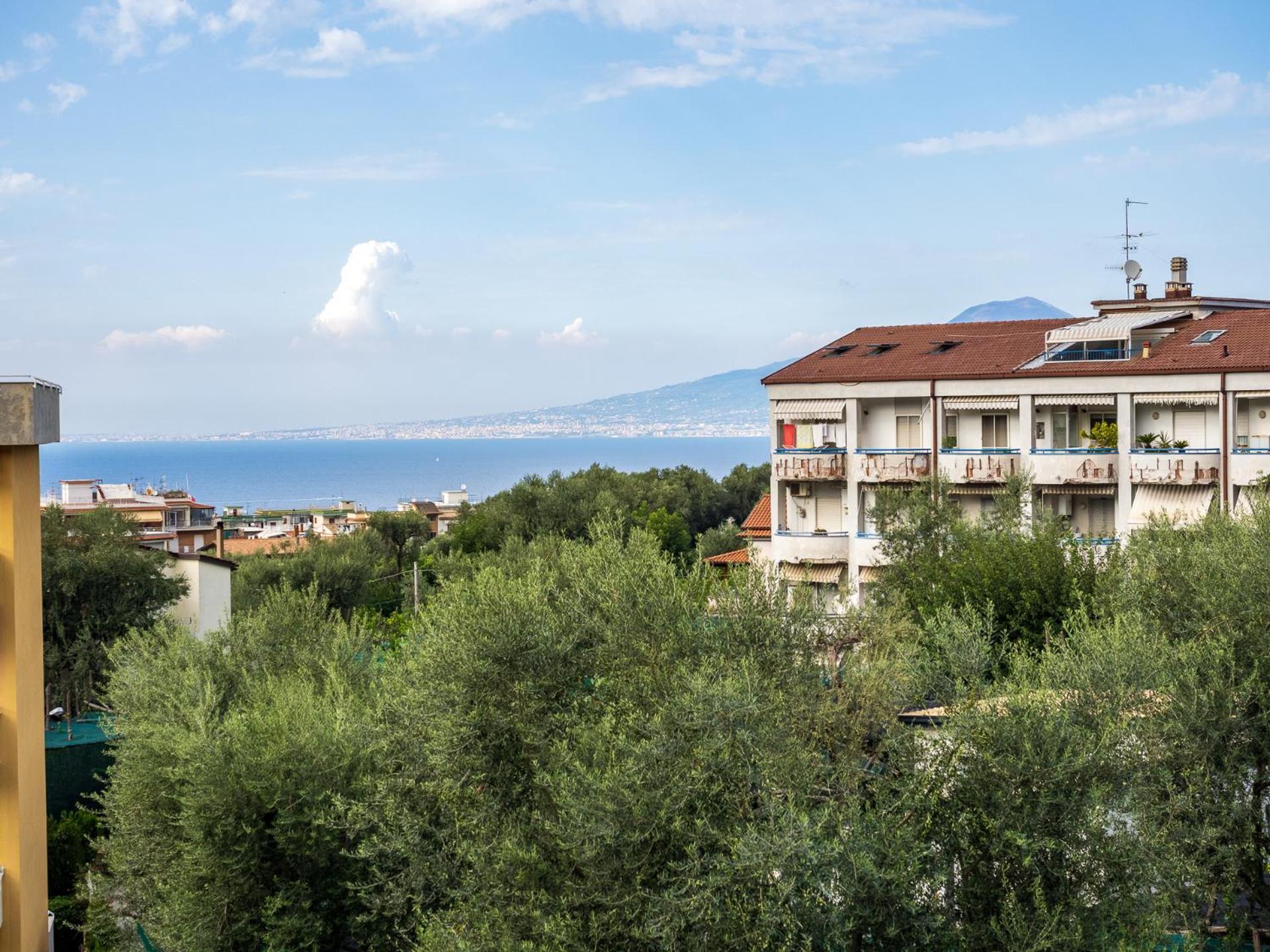 Nonno Angelo - 4 Bedrooms With Free Parking & Seaview Balcony Sorrento Eksteriør bilde